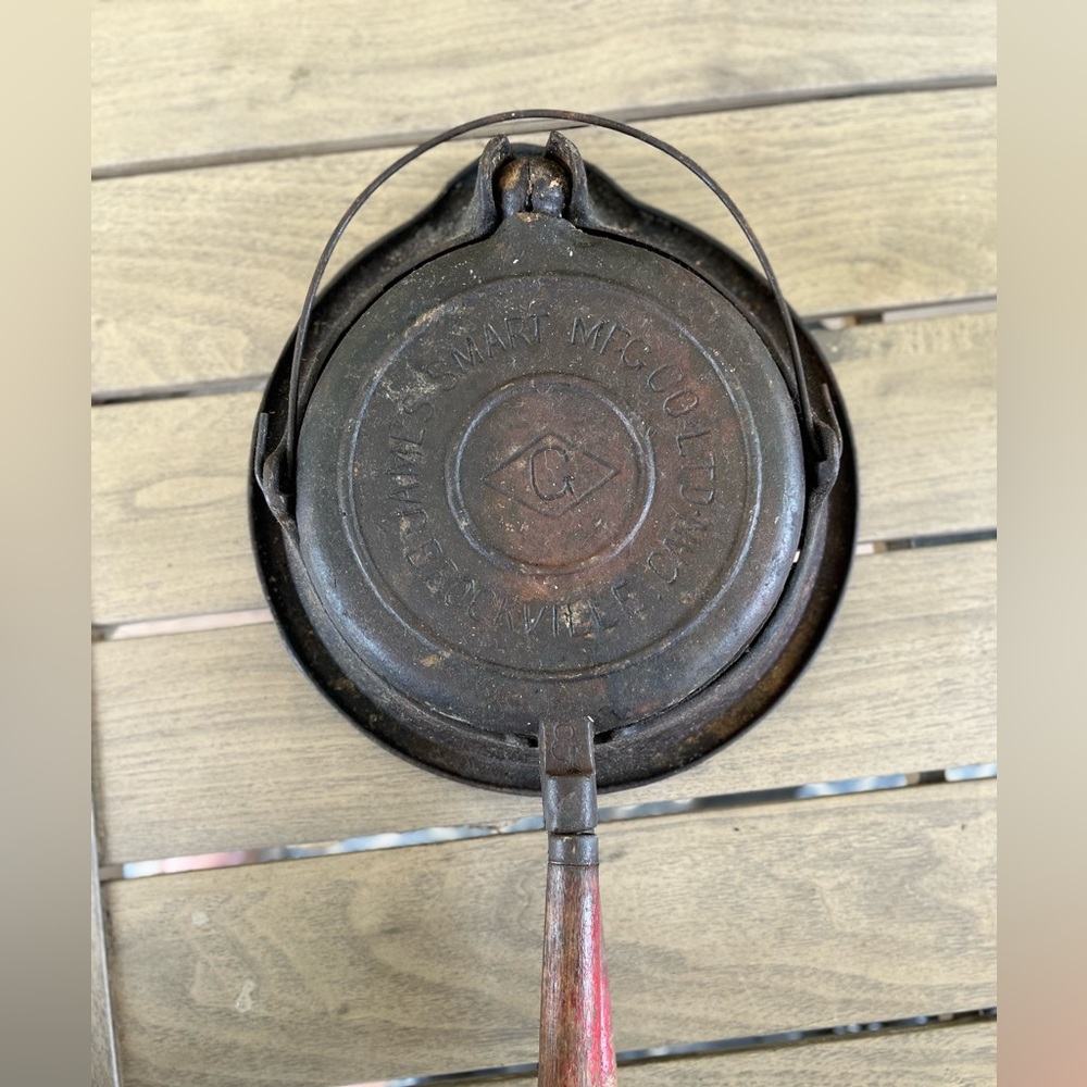 Vintage Cast Iron Skillet with Wooden Handle